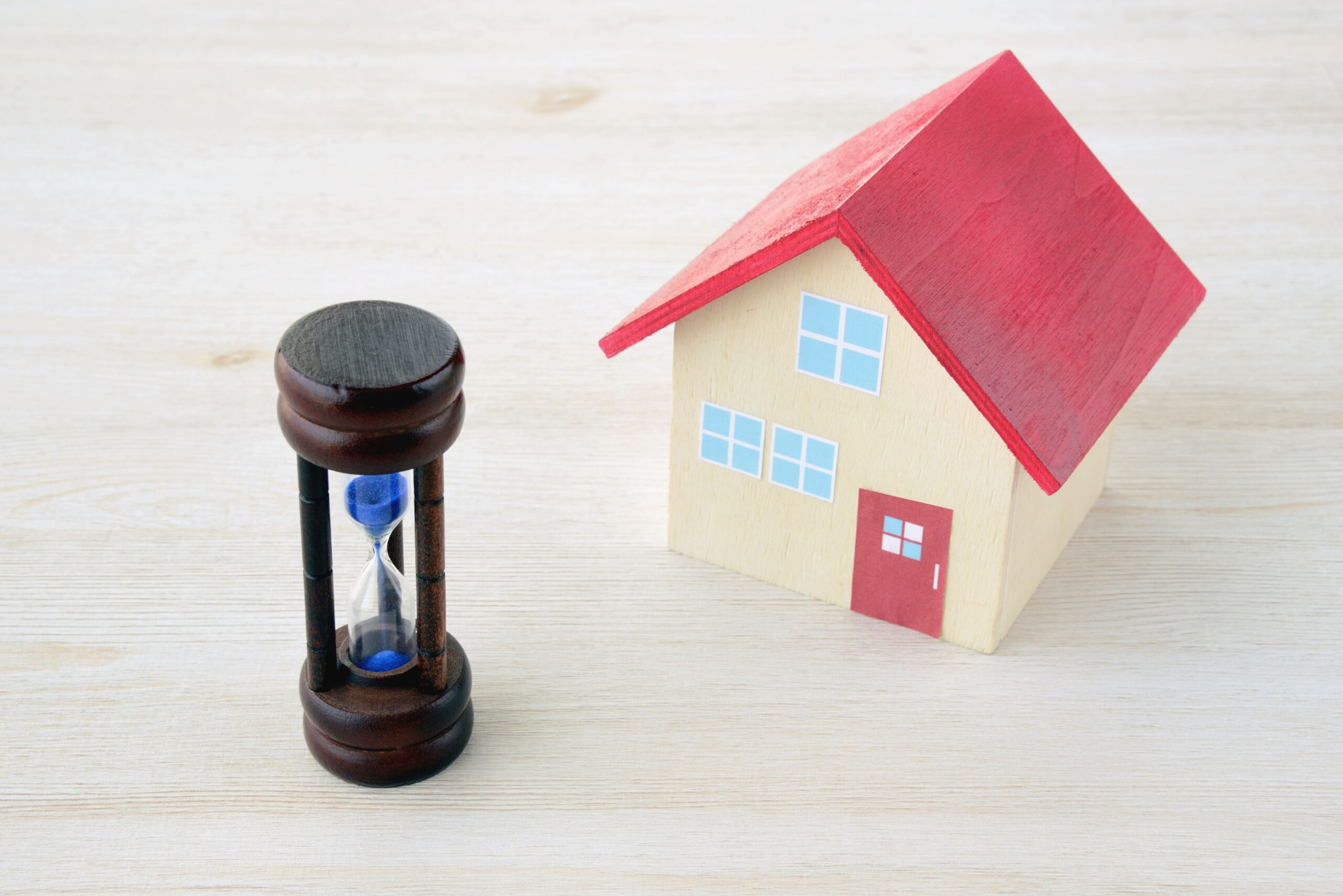 不動産の相続手続きに期限はある？登記・税金・放棄のタイムリミットを解説